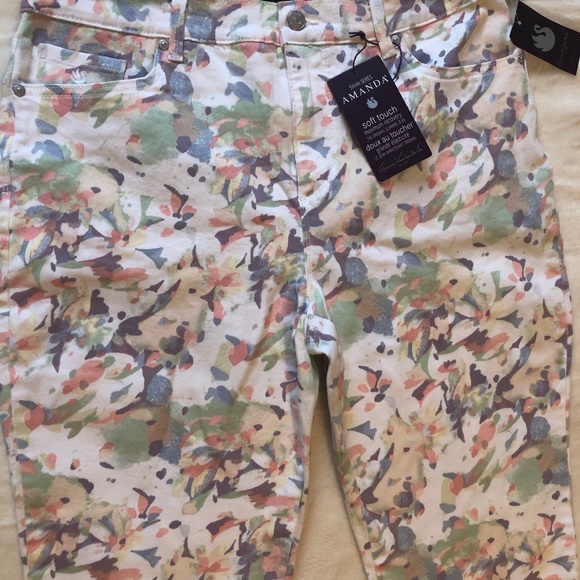 NWT Gloria Vanderbilt slimming jean classic rise - Picture 4 of 8